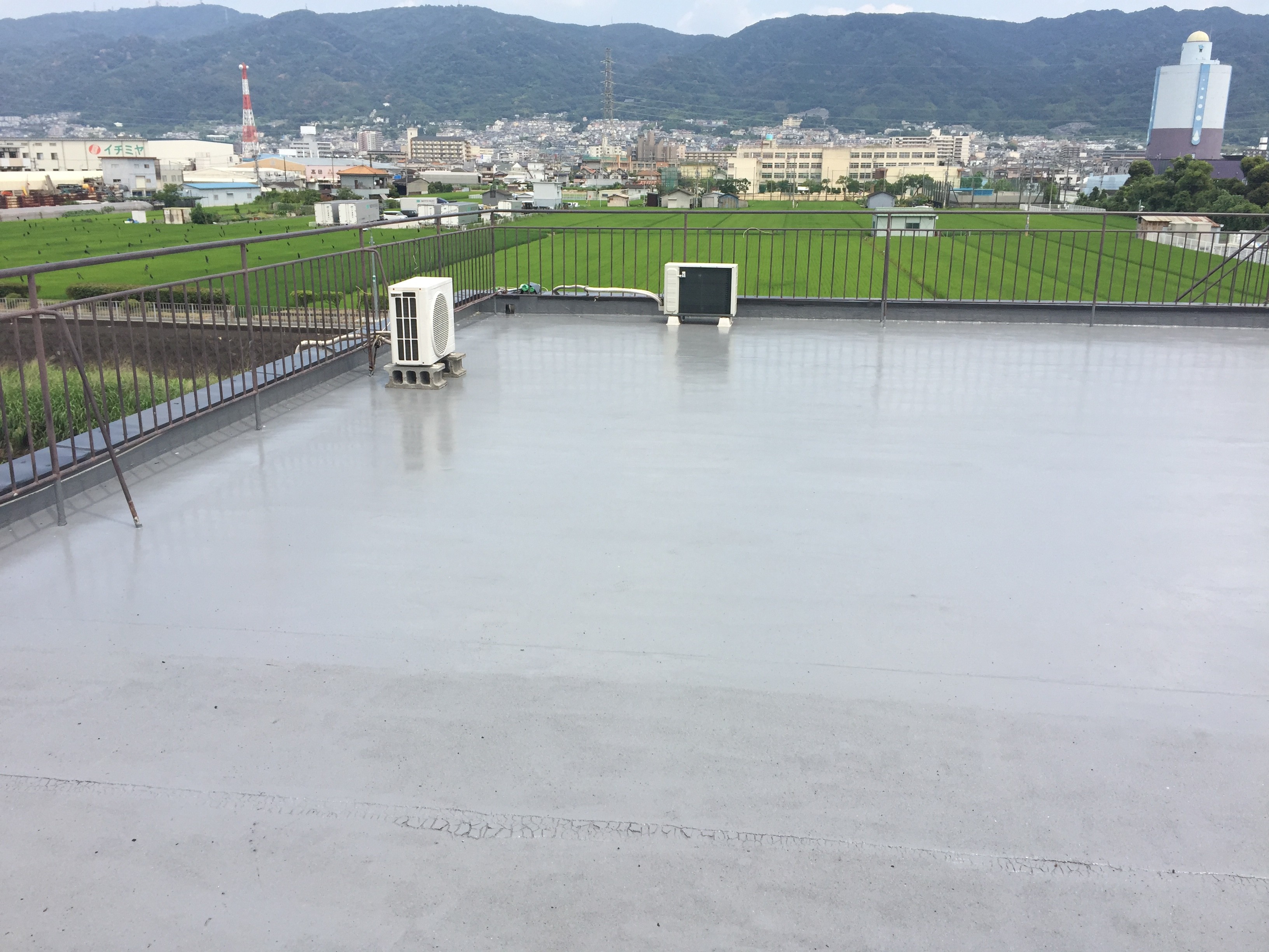 雨漏りによる屋上防水工事｜東大阪市