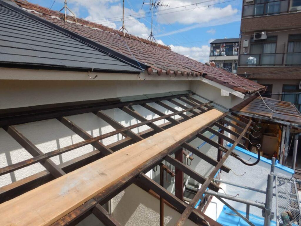 テラスハウス（連棟）の外壁塗装・雨樋改修｜東大阪市Ｉ様邸