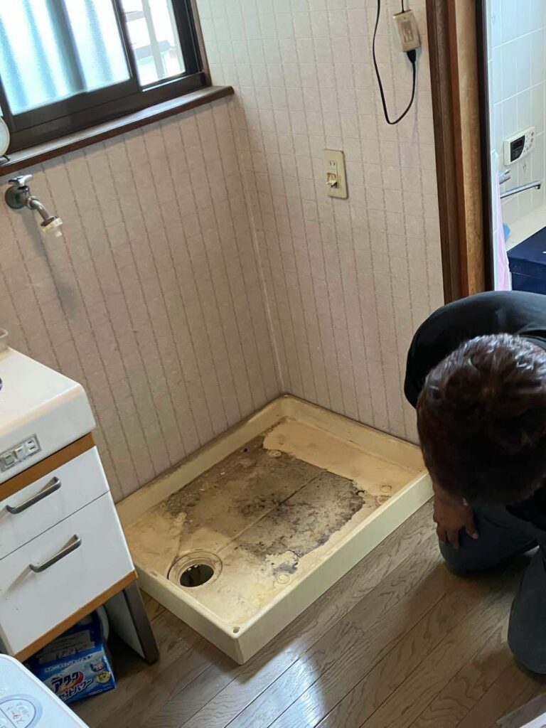 洗面所の洗濯パン