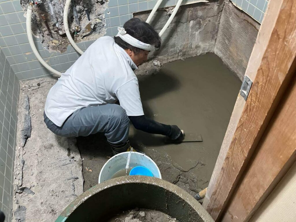 浴室 解体後 床