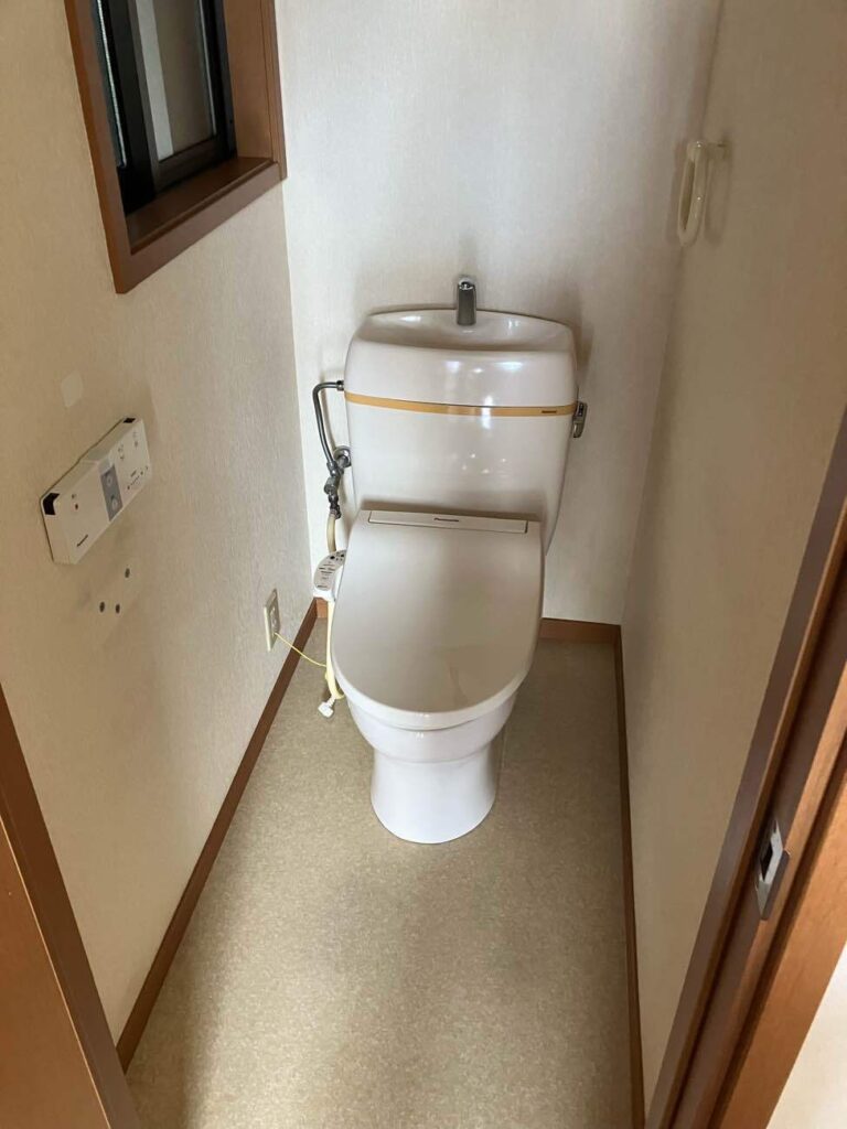 トイレ　ビフォー