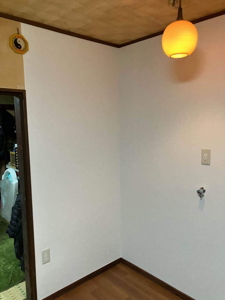 クロス　真っ白