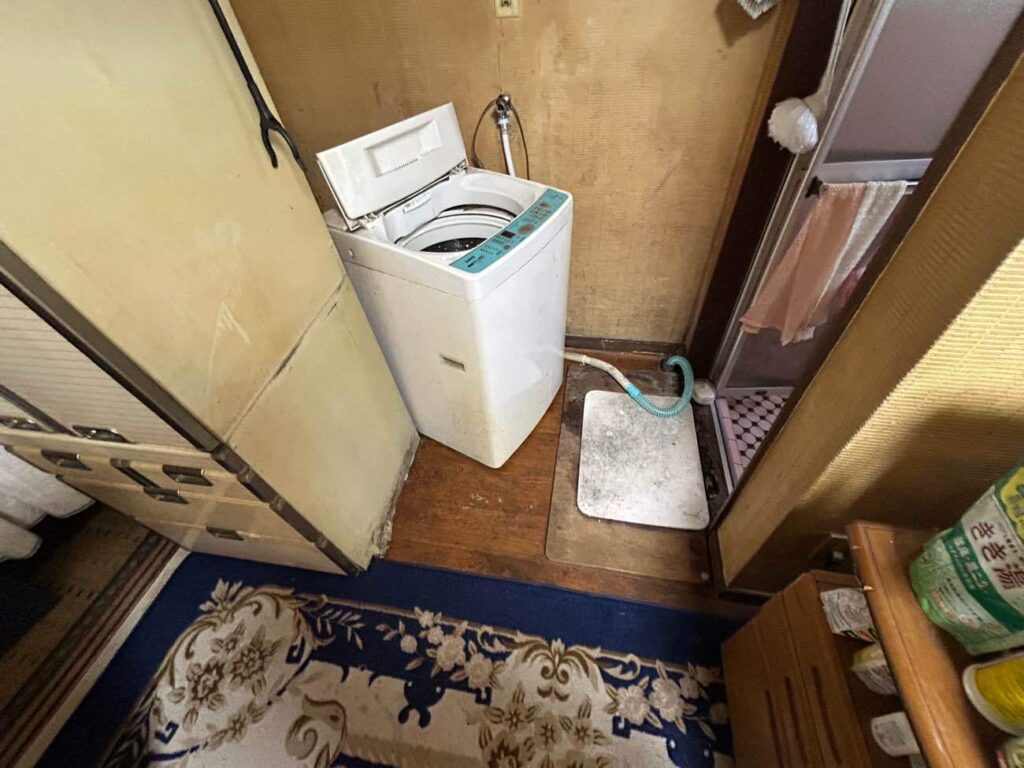 浴室前のスペース