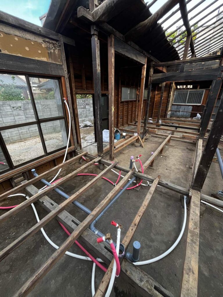 配管の整備／施工中