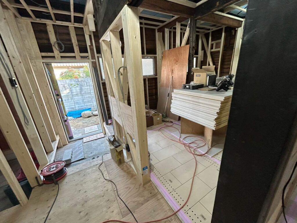 壁の補強/筋交い施工