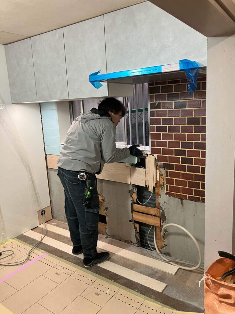 キッチン　施工中