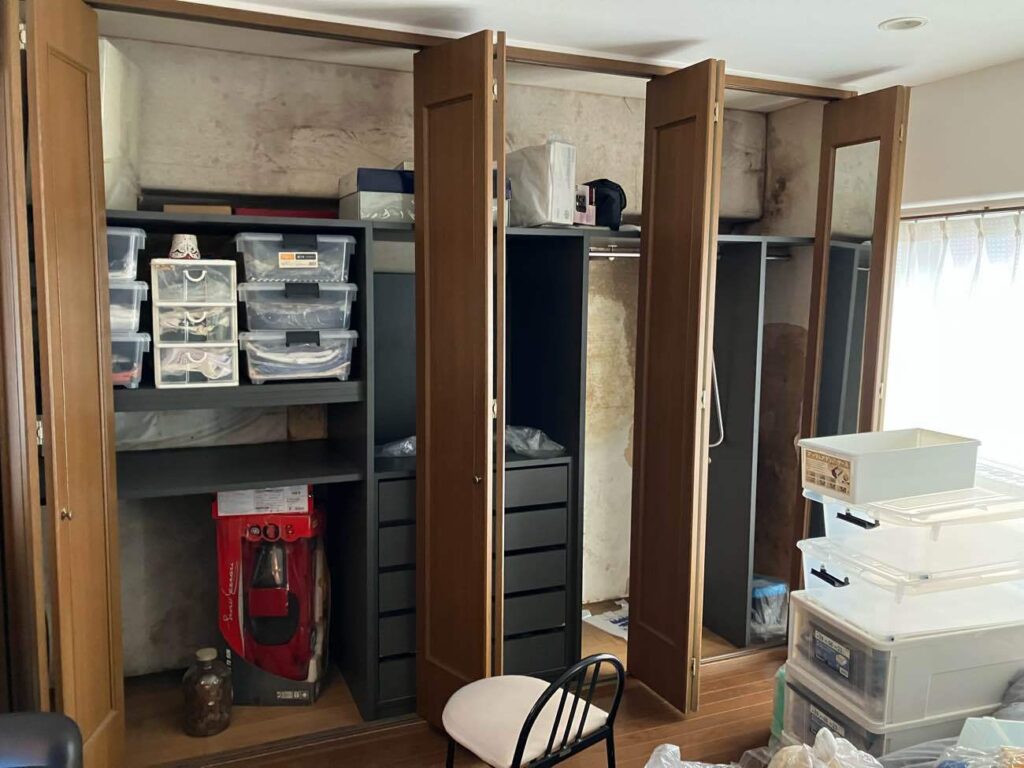 クローゼットの中