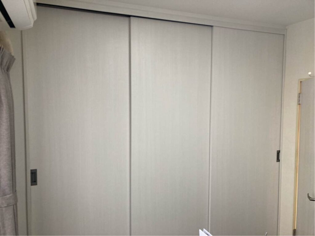 洋室のクローゼット