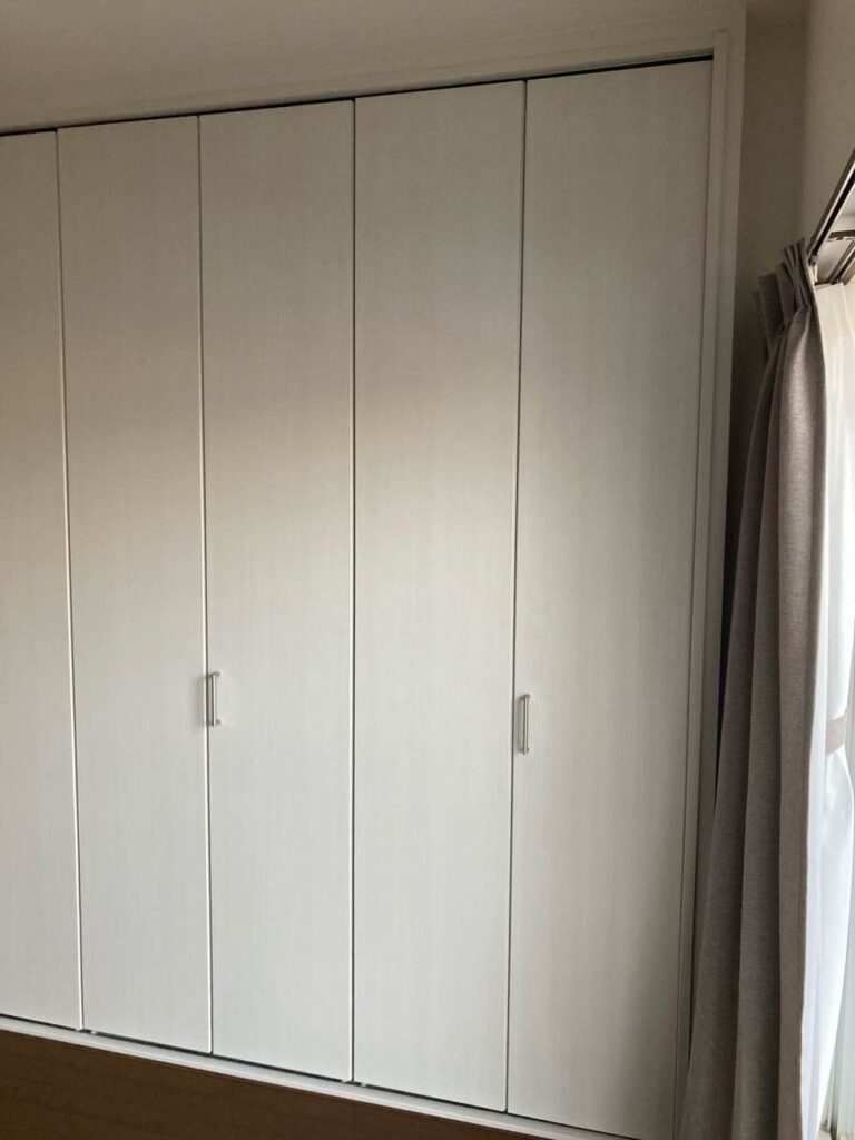 クローゼット　扉交換