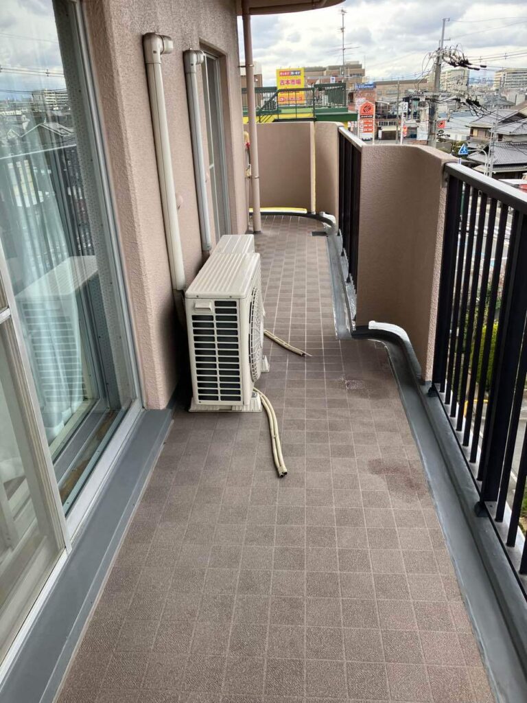 ベランダ　クリーニング後