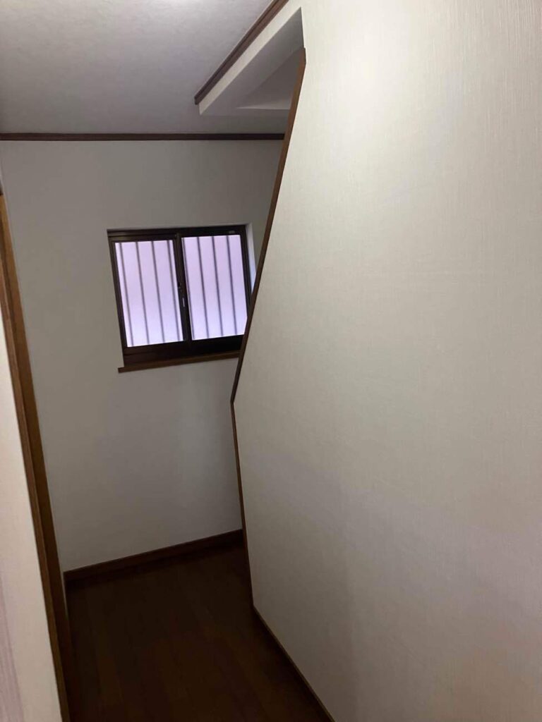 クロス貼り替え完了